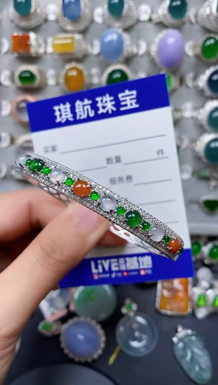 【闪购商品】翡翠手镯银S925镶嵌0204