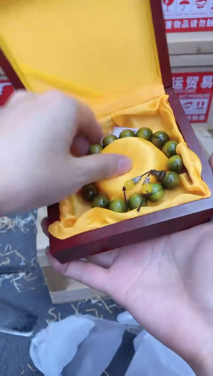 精选闪购手串搭配无礼盒