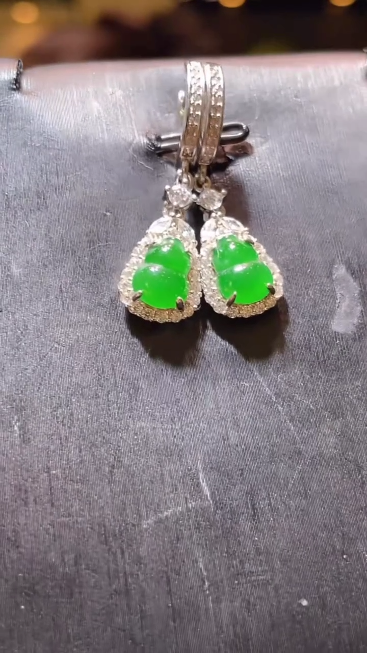 【闪购商品】翡翠颈饰未镶嵌天然A货翡翠A2