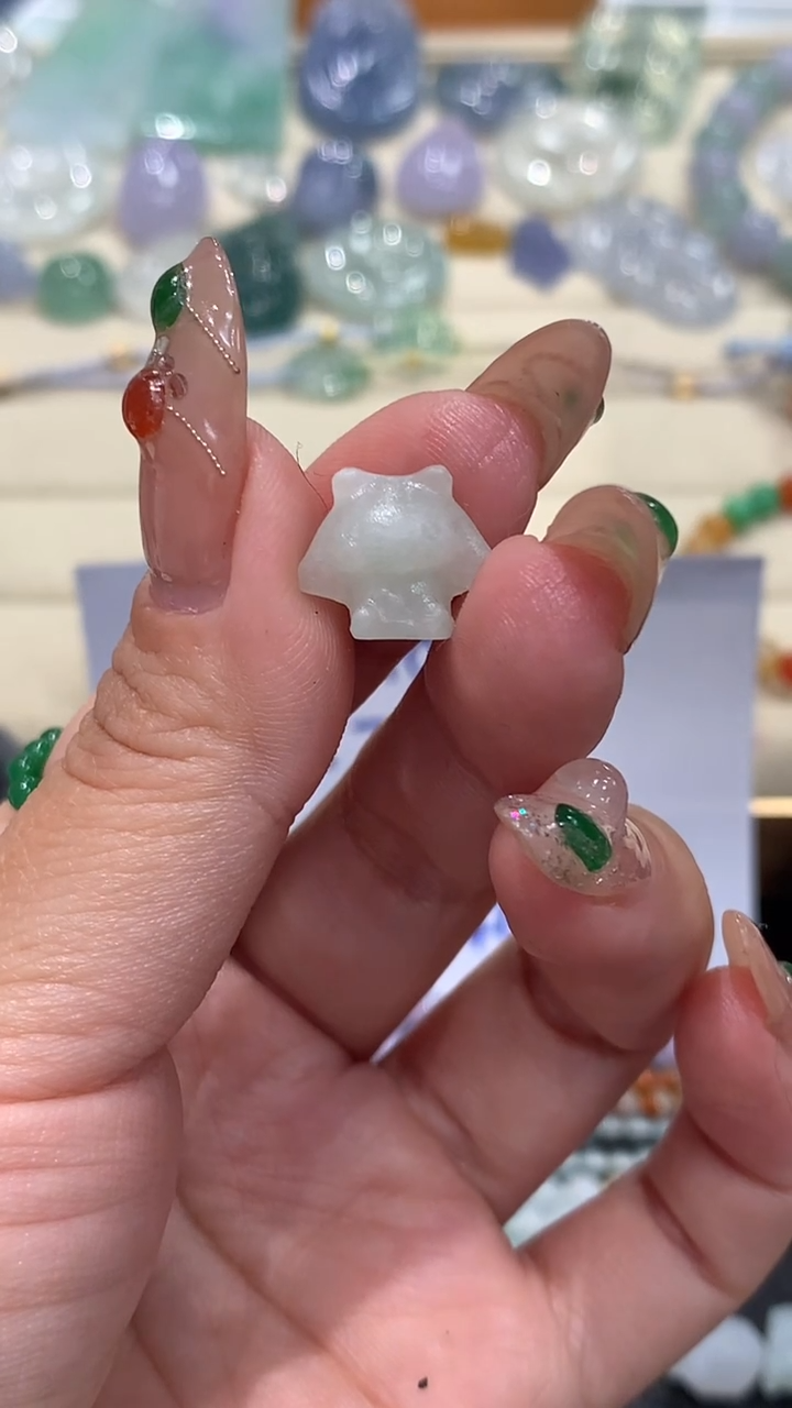 【闪购商品】定制翡翠未镶嵌翡翠