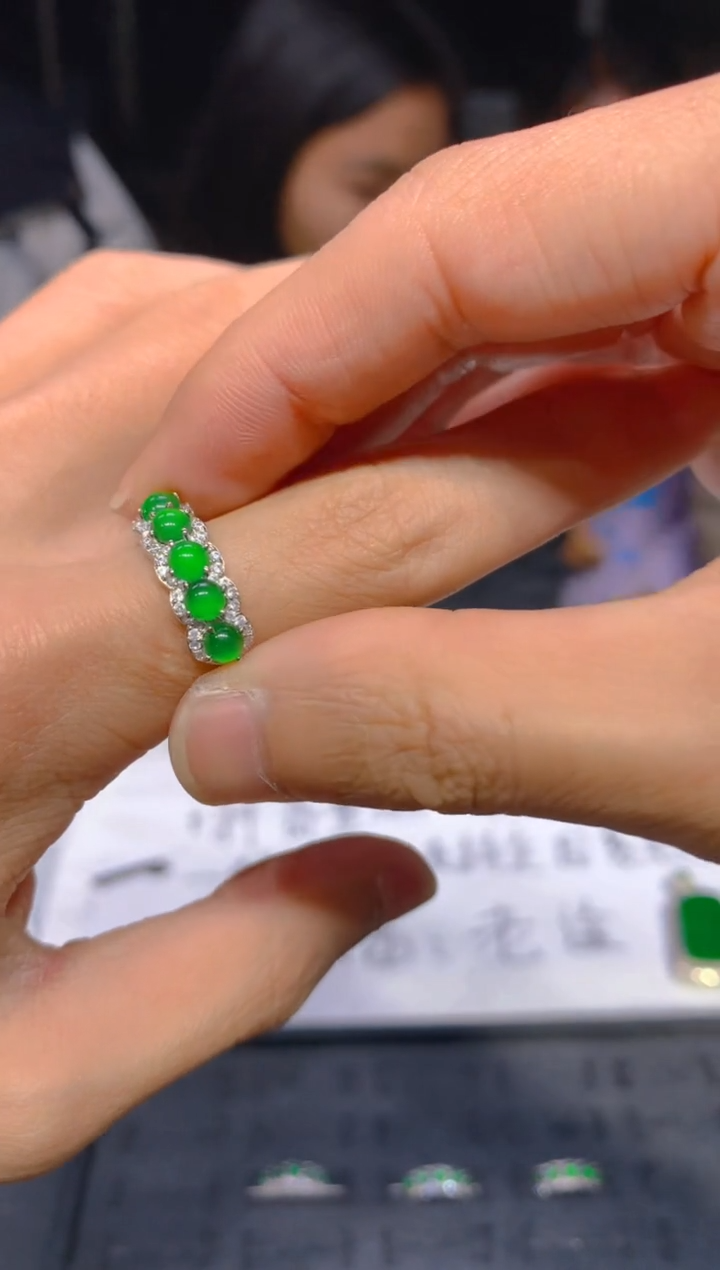 【闪购商品】定制翡翠未镶嵌73定制翡翠.多样性发货-发其一