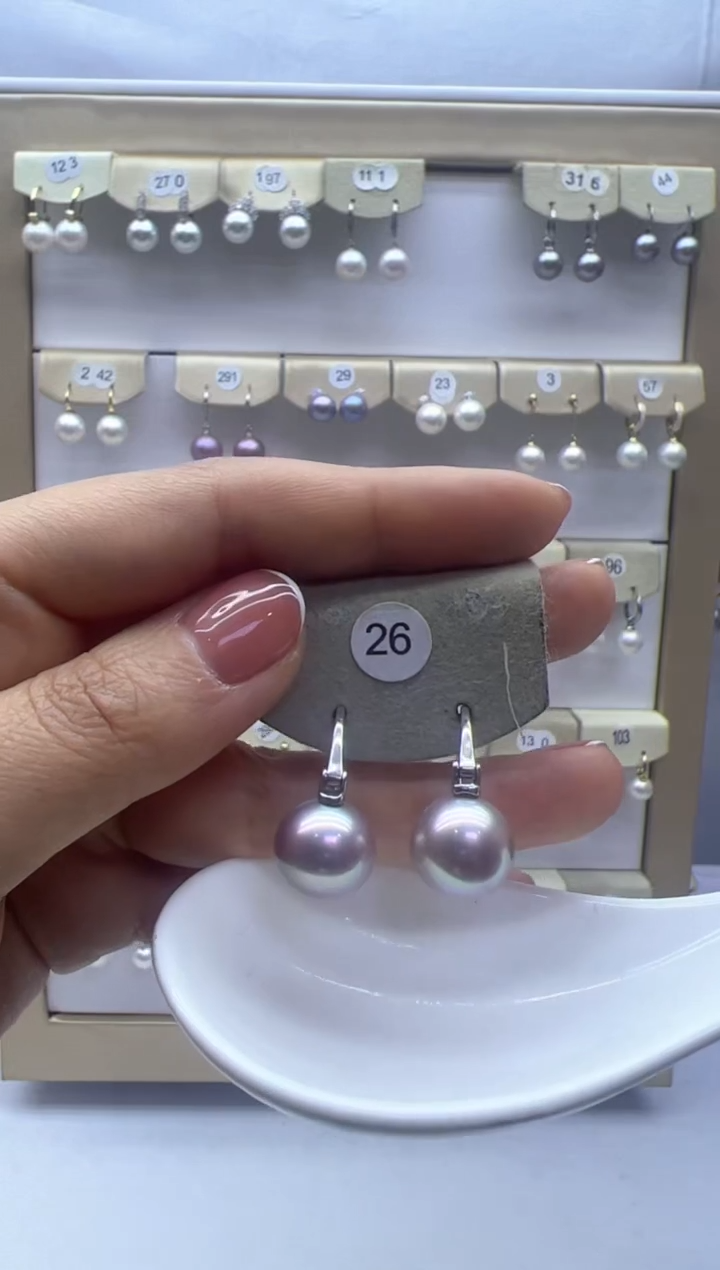 【闪购商品】淡水珍珠耳饰银S925镶嵌26