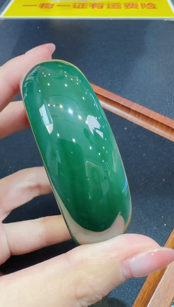 【闪购商品】玛瑙/玉髓手镯未镶嵌发一件