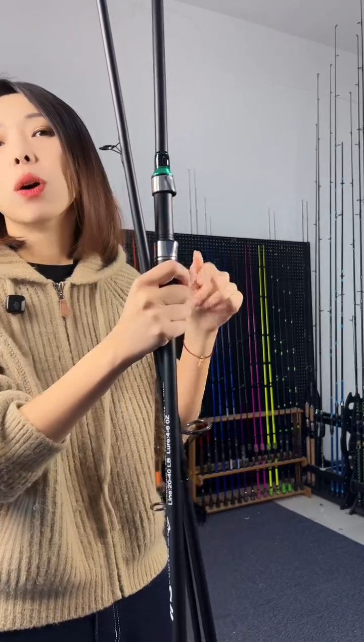 3m碳素绿松三节竿3米直柄（瑕疵尾货竿，没有售后，介意勿拍）