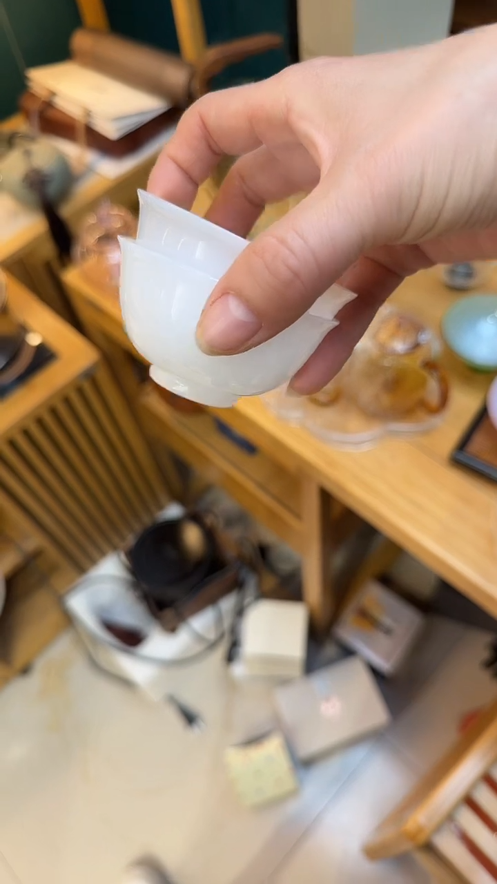 玉见暗香壶白玉+两白玉杯   