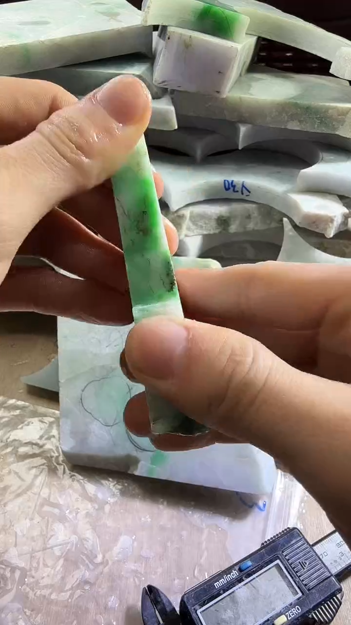 裸石翡翠天然翡翠A货花121