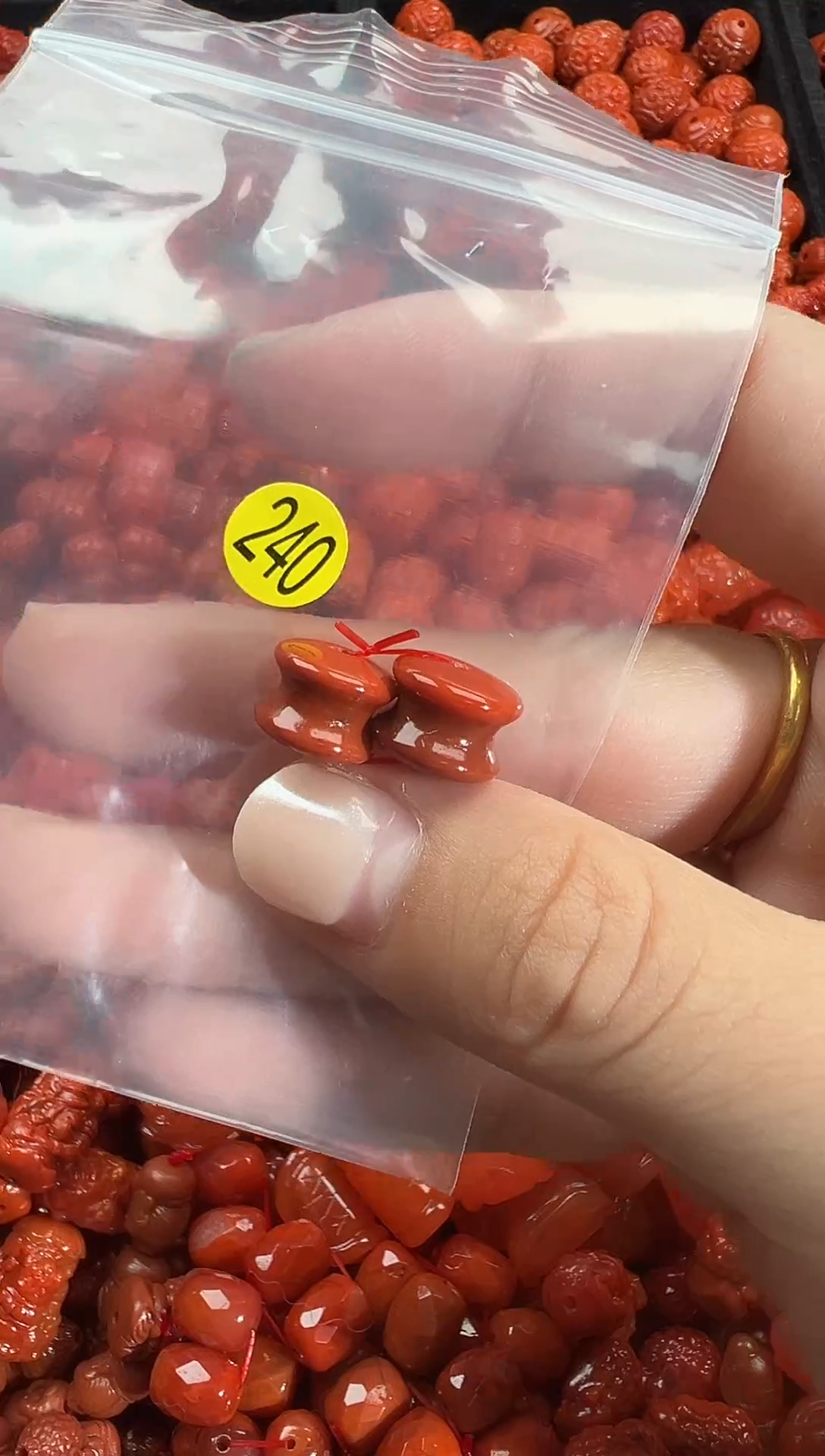 颈饰未镶嵌南红玛瑙1