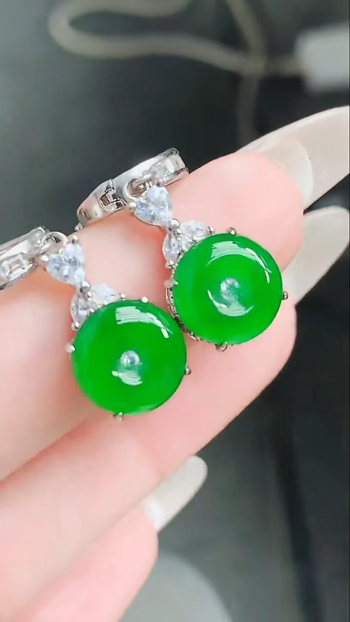 未镶嵌挂件翡翠天然翡翠