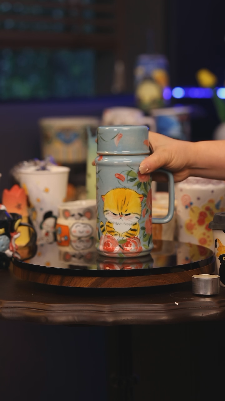 【闪购商品】摆件景德镇釉下彩绘设计师款式陶瓷