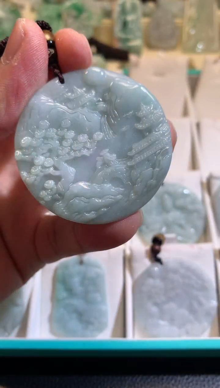 【闪购商品】翡翠颈饰未镶嵌03/04/115