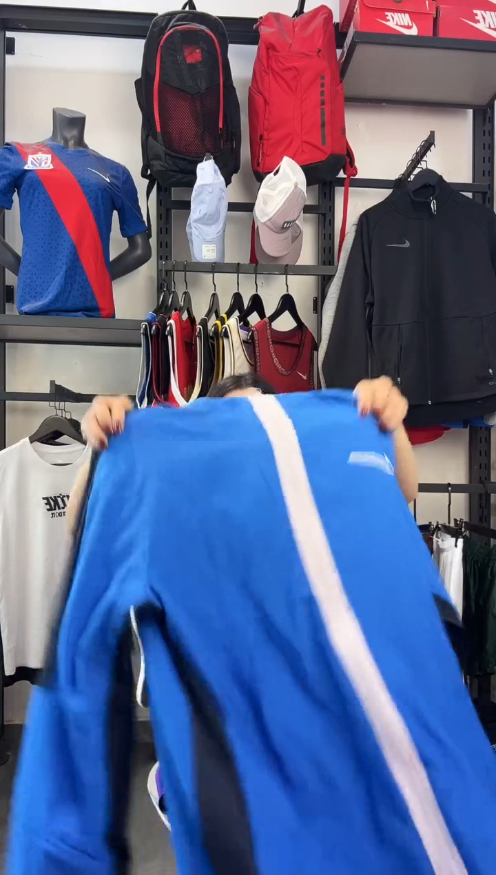 584 ·编码 耐克卫衣服饰过款为准 尺码·2XL