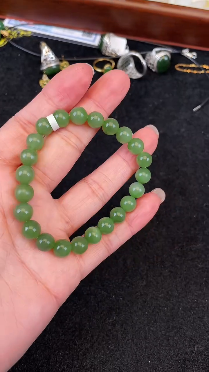未镶嵌手串和田玉卡8猫眼