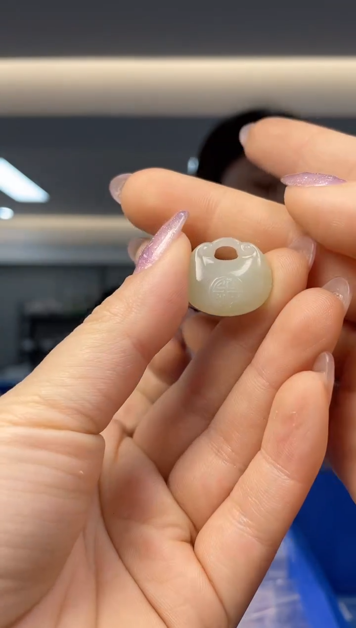 【闪购商品】和田玉`未镶嵌多样性发一件