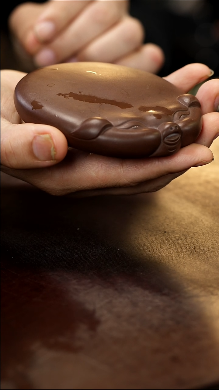 扁猪雕塑茶宠摆件