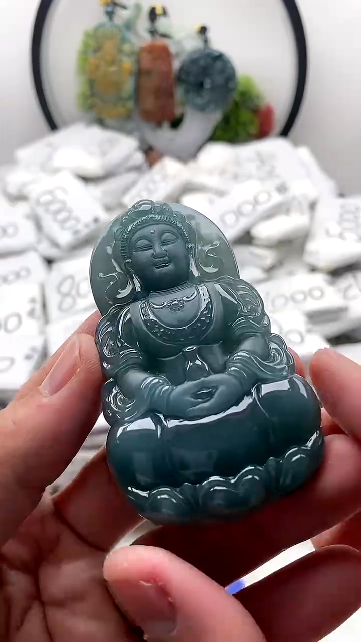 【闪购商品】翡翠颈饰未镶嵌度母