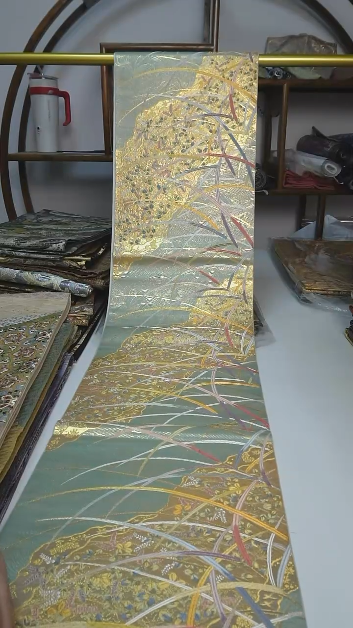 织绣81西阵织六通花卉