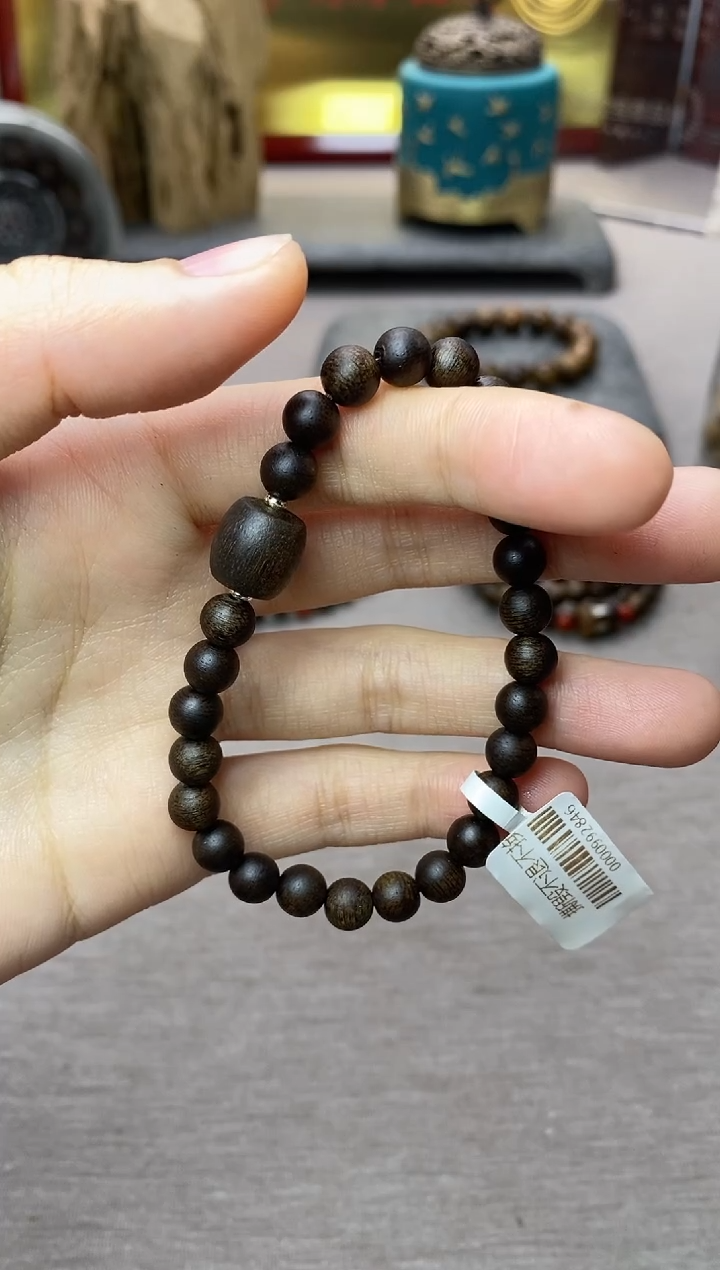 【闪购商品】沉香手串富森红土0.6单圈沉水设计