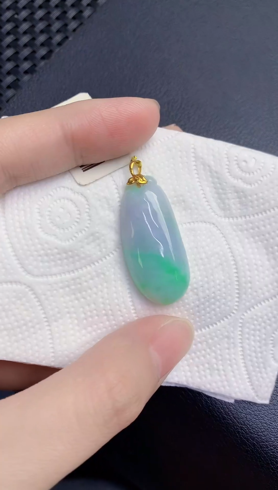 颈饰18K金镶嵌翡翠天然翡翠缅甸A货