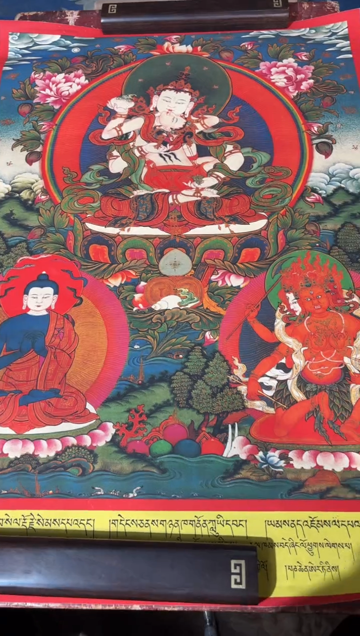 卷轴画龙妹的唐卡tk16