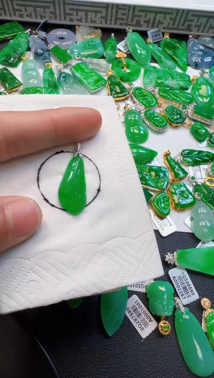 【闪购商品】定制翡翠18K金镶嵌4980元