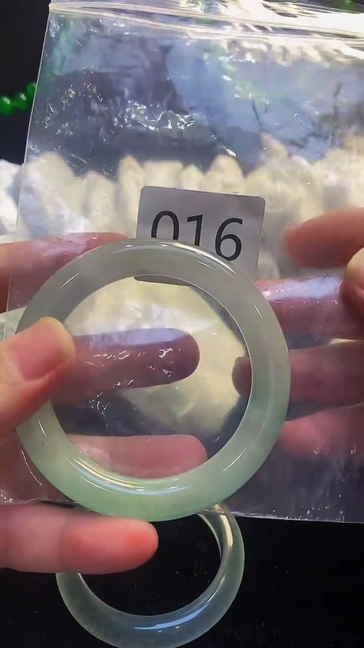 颈饰未镶嵌翡翠00202512130016