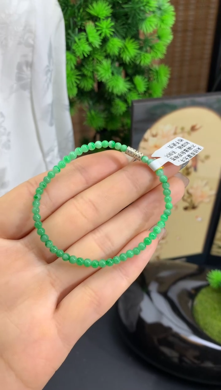 【闪购商品】翡翠手链未镶嵌卡3.2-3.8mm