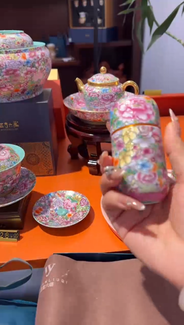 瓷片小乔闪购链接