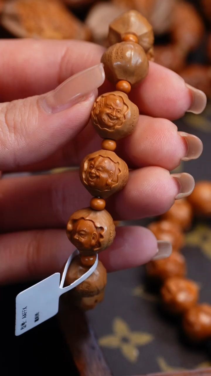 【闪购商品】橄榄核吊坠苏工橄榄核