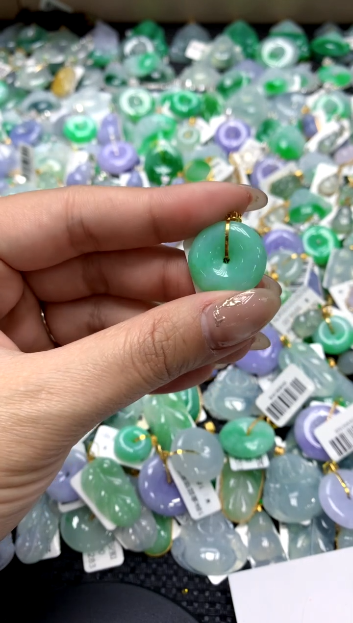 【闪购商品】翡翠颈饰18K金镶嵌1111111111111111