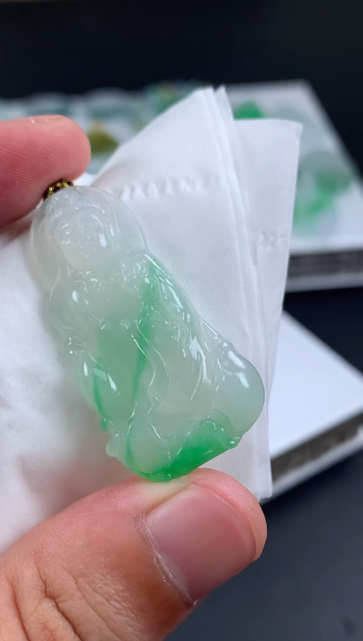 【闪购商品】定制翡翠未镶嵌翡翠