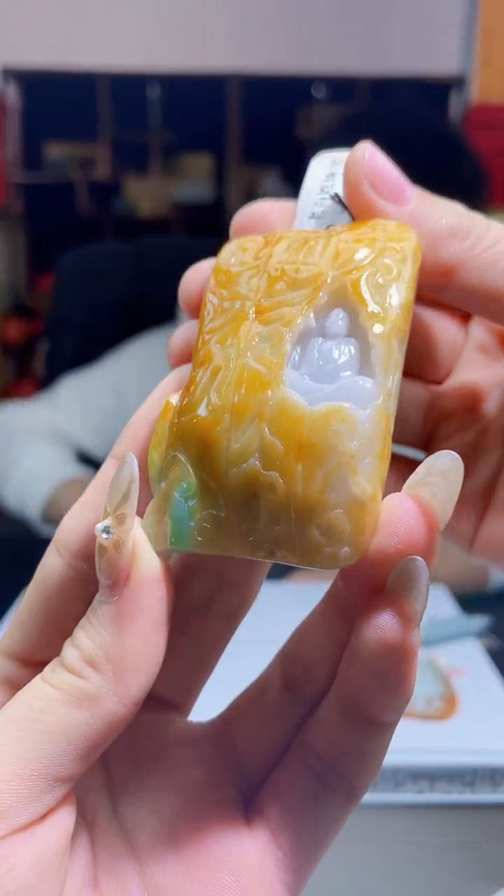 【闪购商品】翡翠吊坠(不含链)未镶嵌Q14