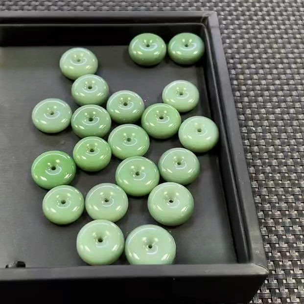 【老郑家】和田玉平安扣挂件 1129 多样性发1件