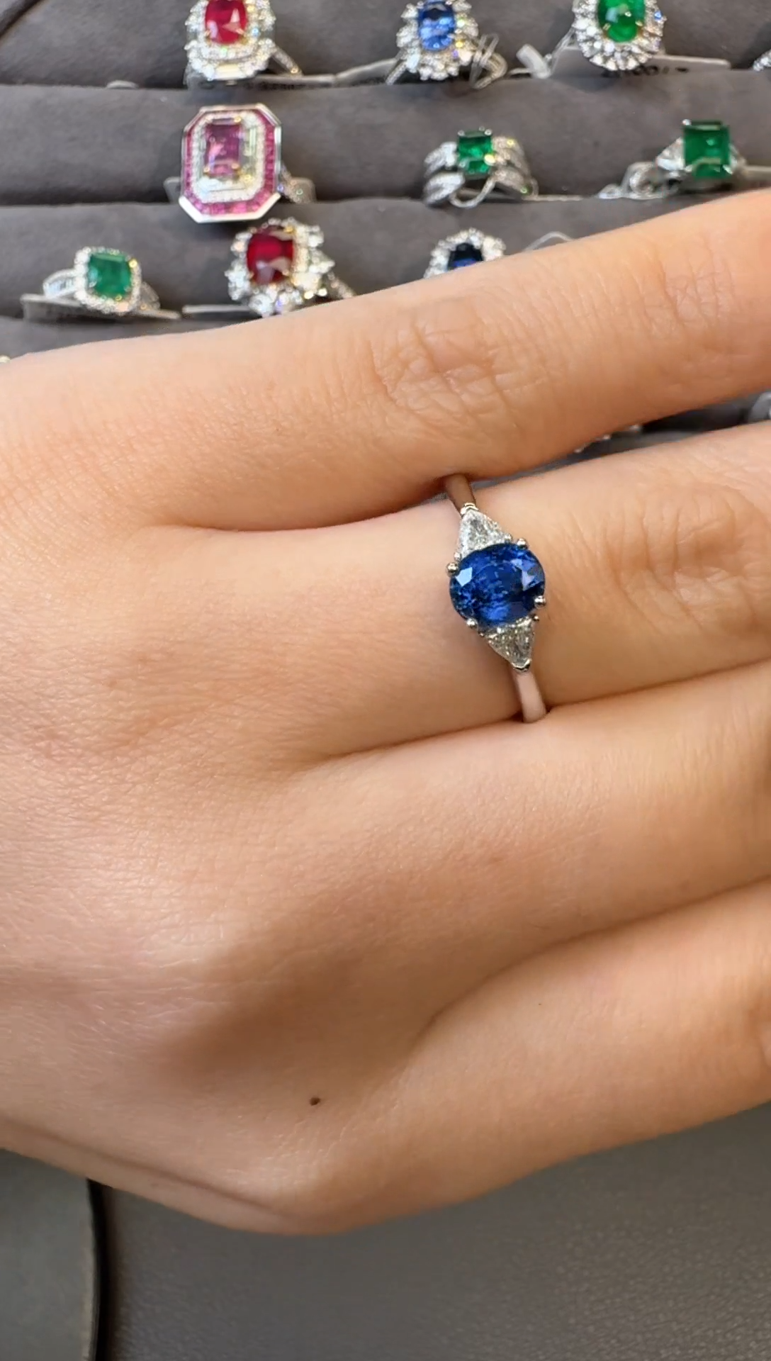 蓝宝石戒指18K金镶嵌【闪购】1.07ct/七天鉴赏