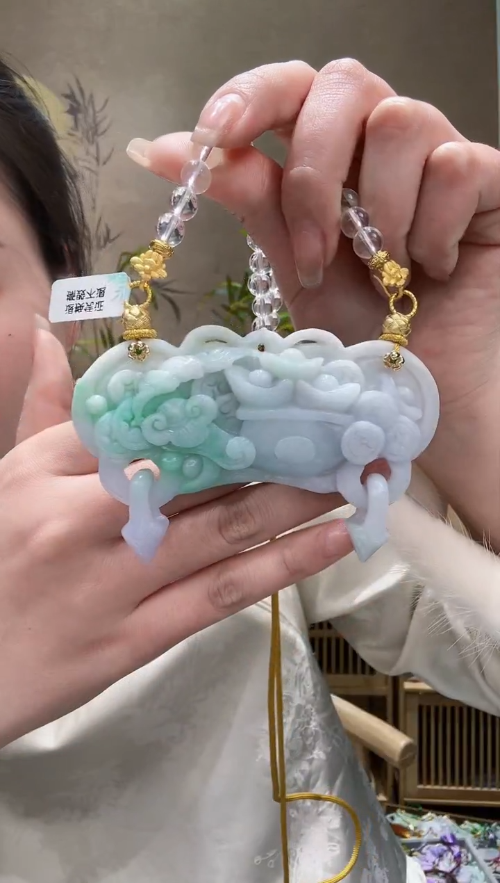 【闪购商品】翡翠颈饰未镶嵌吊坠