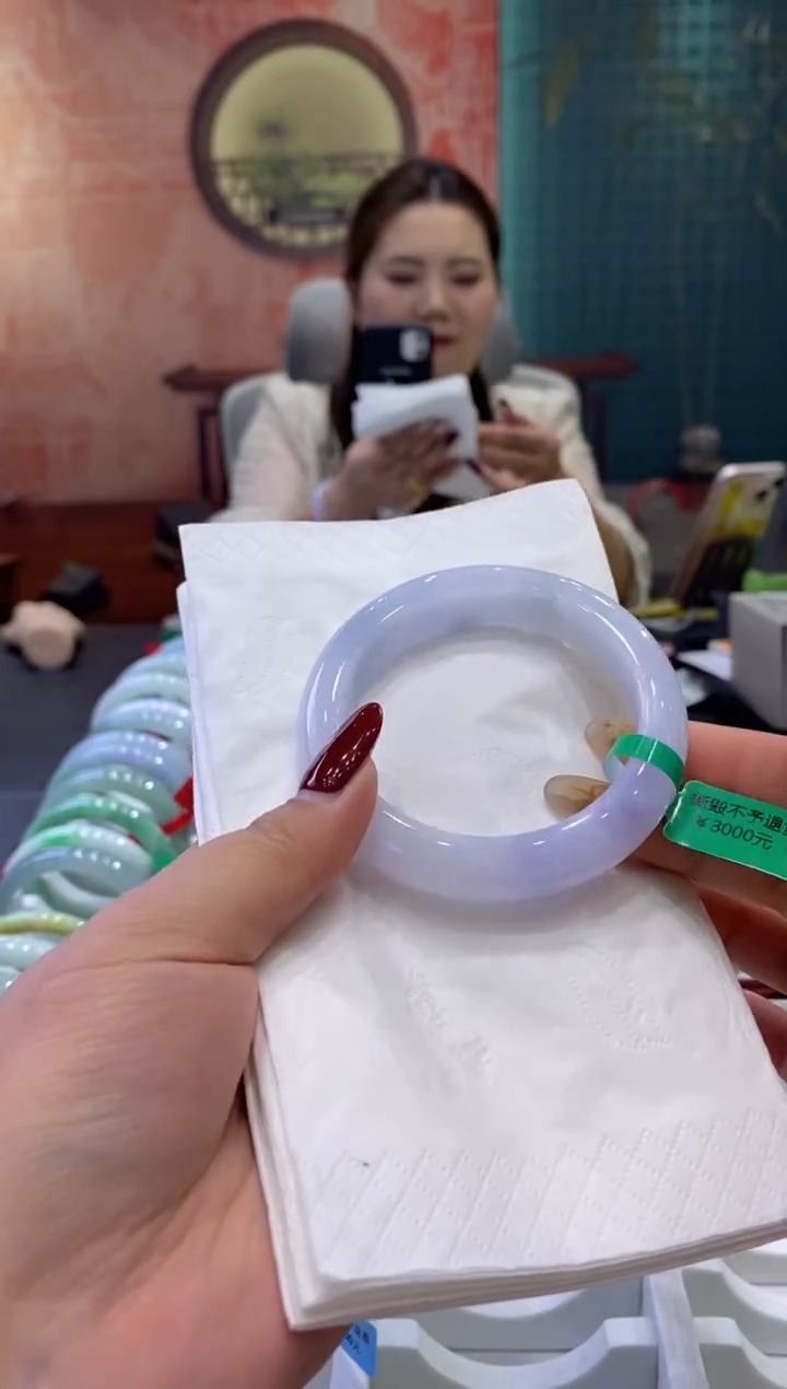 【闪购商品】翡翠手镯未镶嵌多人0019301