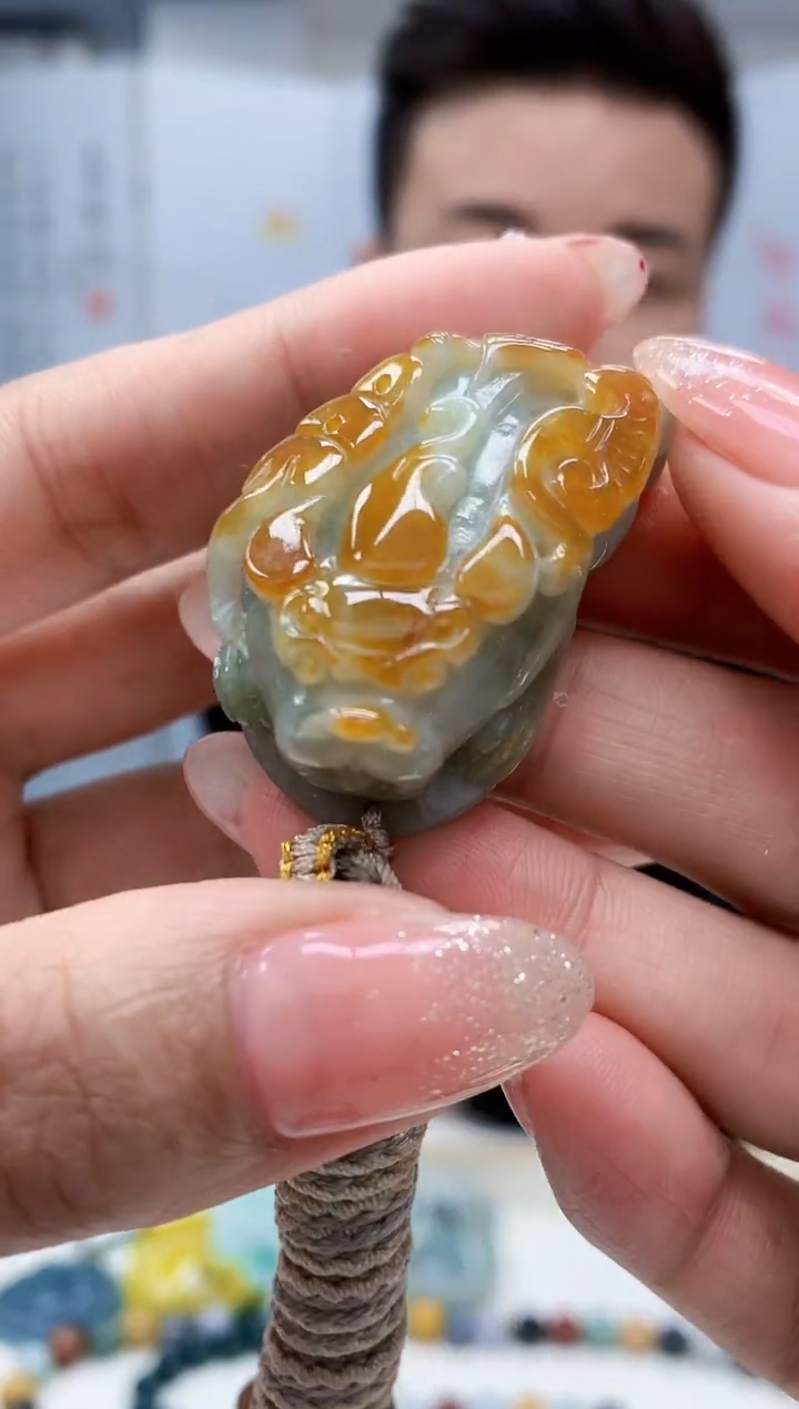 【闪购商品】定制翡翠未镶嵌4990MM-毛货挂件13