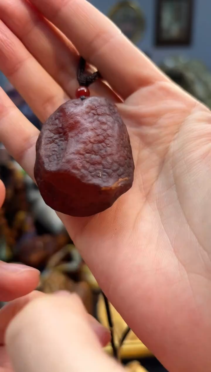 琥珀颈饰未镶嵌吊坠