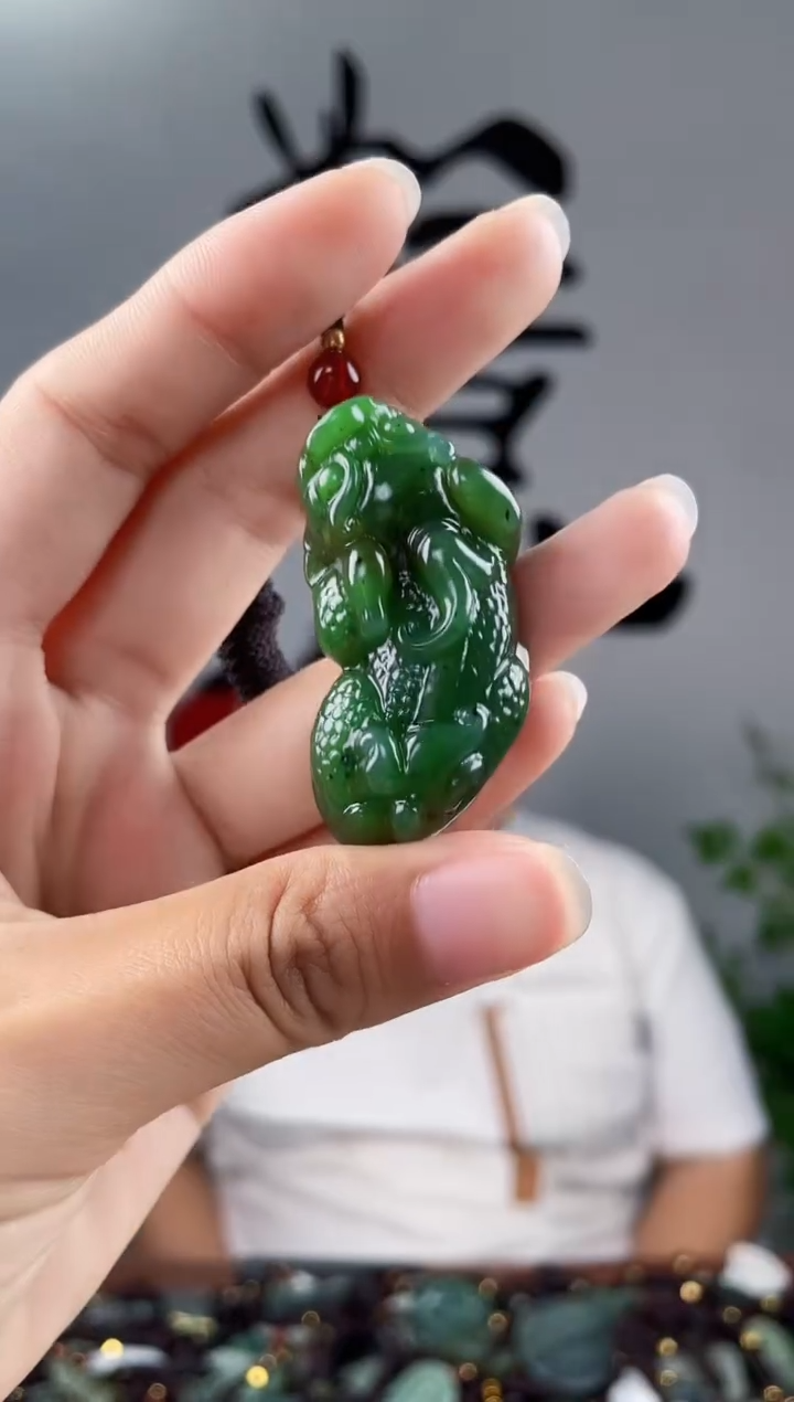 和田玉未镶嵌颈饰拍一发一，多样性发货