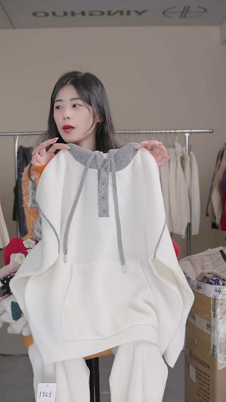 硬货YH大清仓炸款捡漏！不退差价，女士上衣！