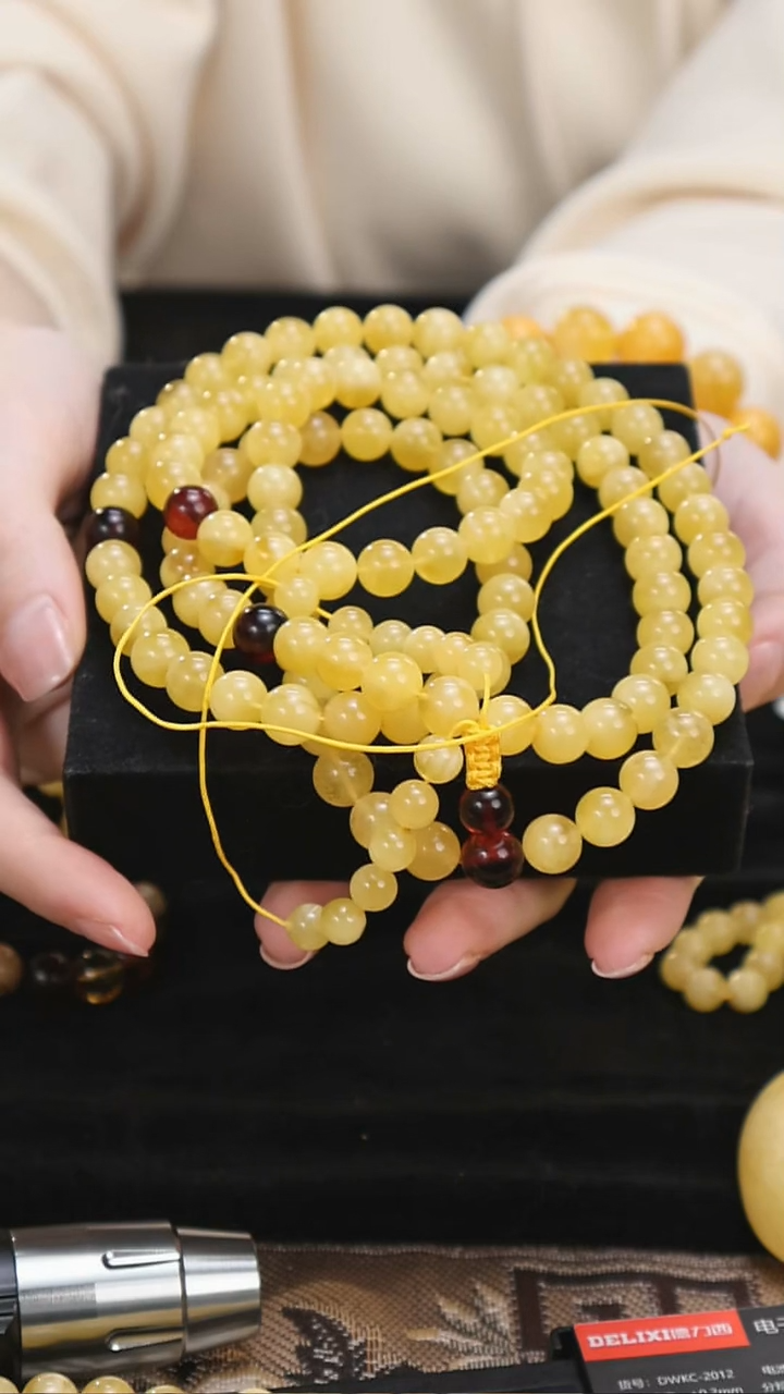【闪购商品】蜜蜡手链未镶嵌108珠多圈手链