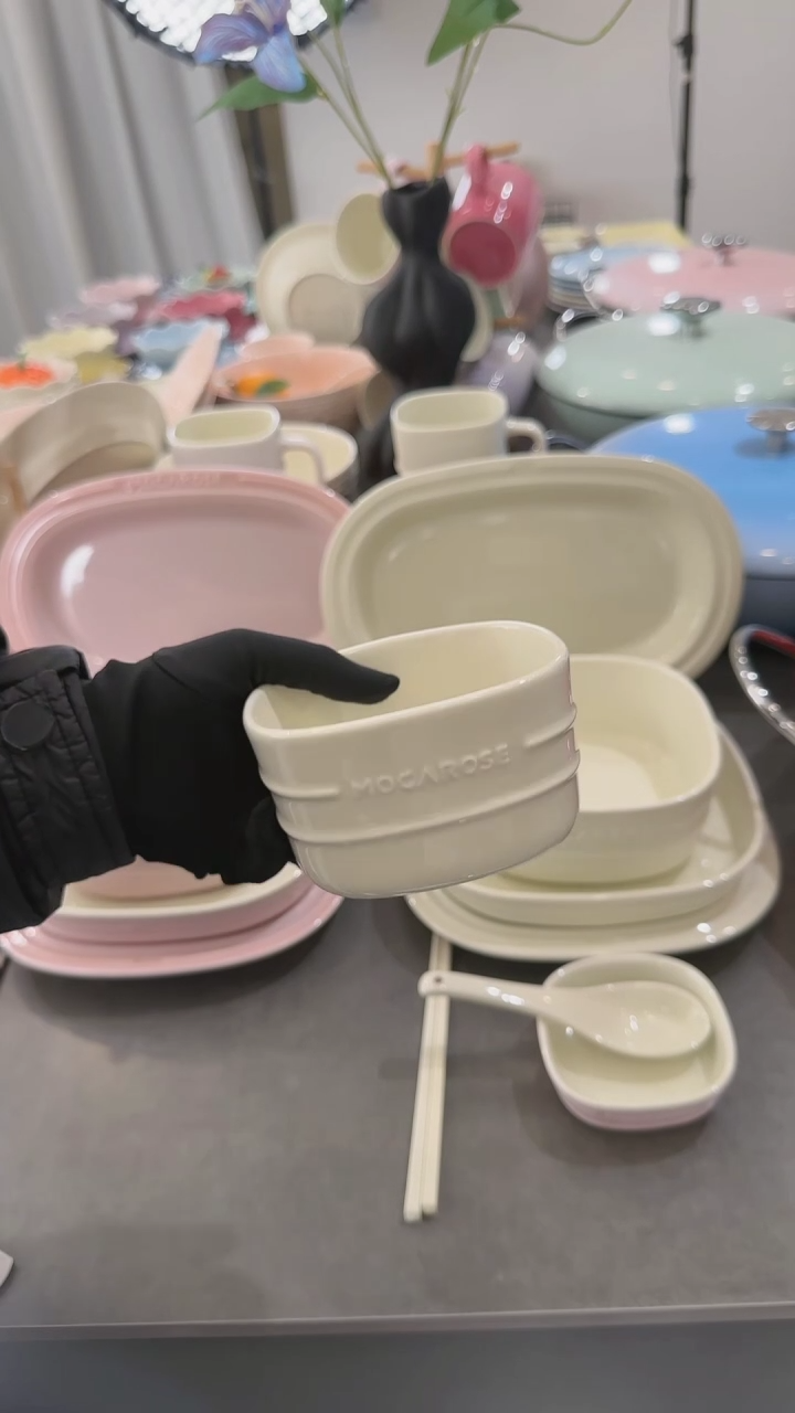 【闪购商品】瓷4英寸方形小碗-奶油白