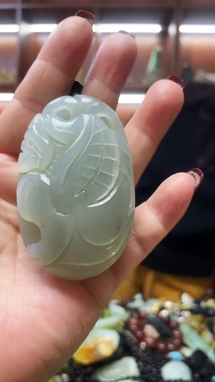 未镶嵌蛇纹石玉手把       