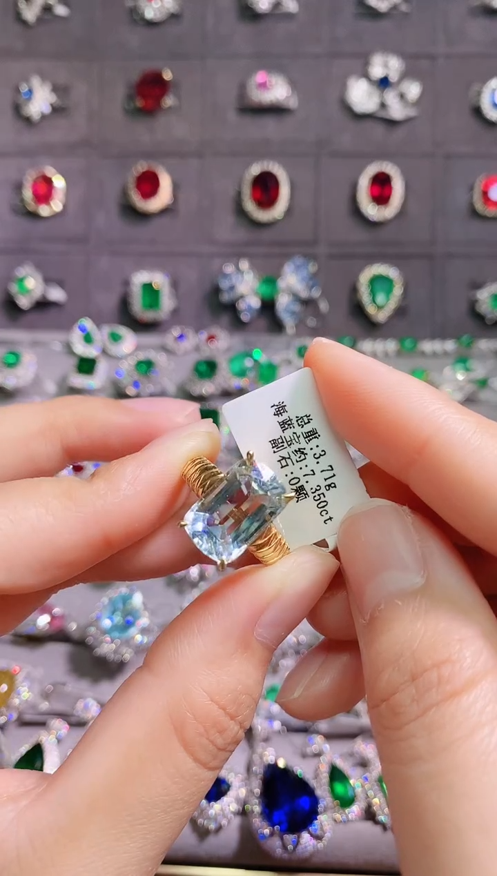 【闪购商品】海蓝宝石戒指18K金镶嵌1