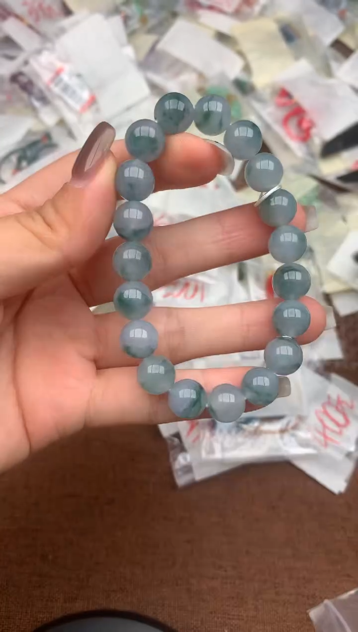 未镶嵌挂件翡翠—