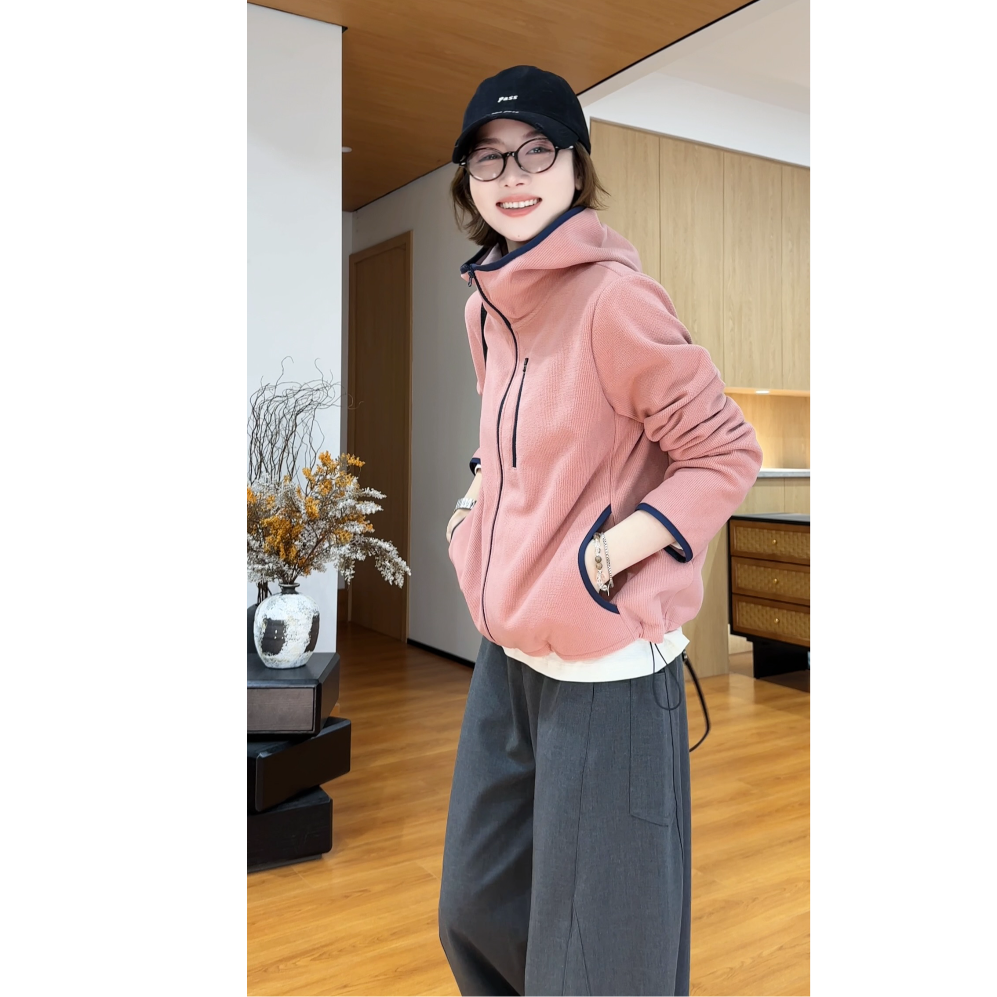 月月 2025新款【减龄公式】慵懒风女士卫衣百搭连帽卫衣 2509C5467
