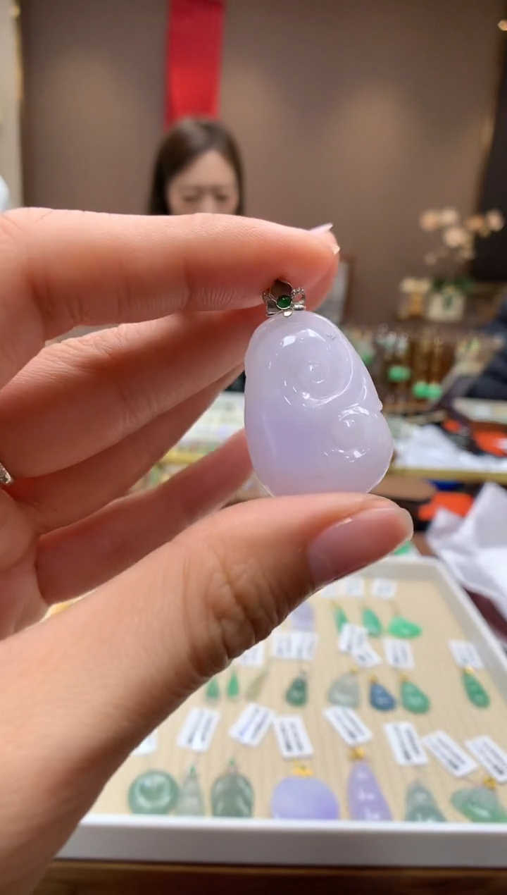 【闪购商品】翡翠颈饰18K金镶嵌如意