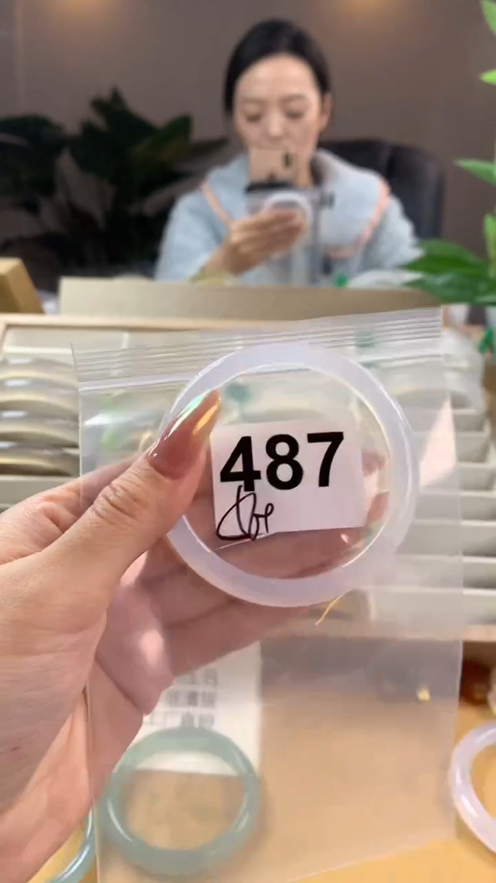 【闪购商品】玛瑙/玉髓手镯未镶嵌487