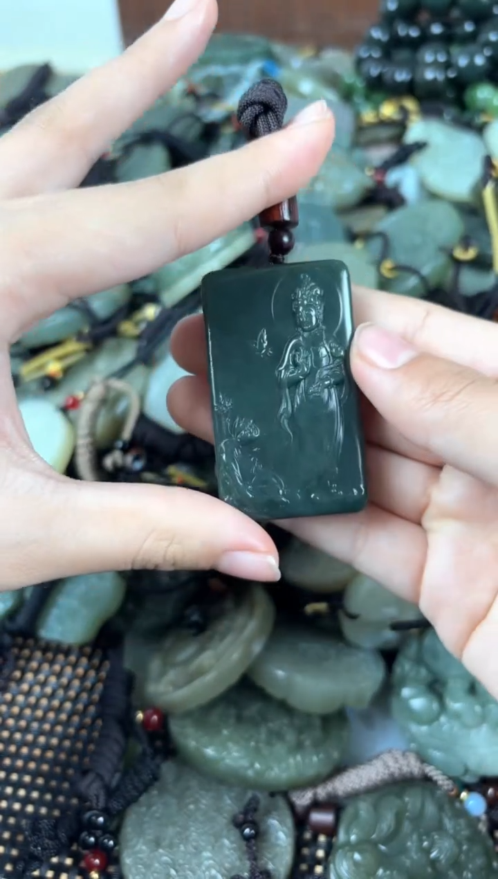 【闪购商品】和田玉颈饰未镶嵌1