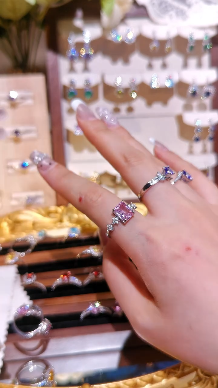 非金属合成立方氧化锆粉色11111