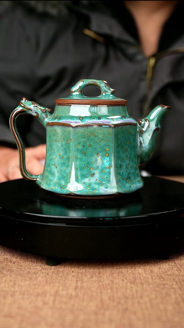 【闪购商品】5563钧辉窑一级品原矿钧瓷炉钧釉龙尊壶